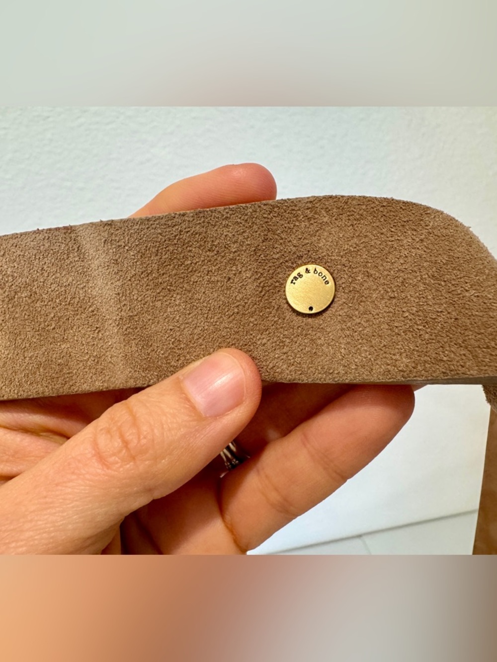Women’s Rag & Bone Rebound Suede Belt Camel Gold Buckle XS Luxury Minimalist - Picture 4 of 7